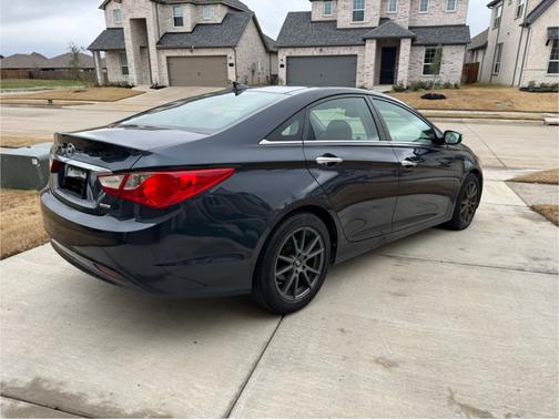 2012 Hyundai SONATA Limited