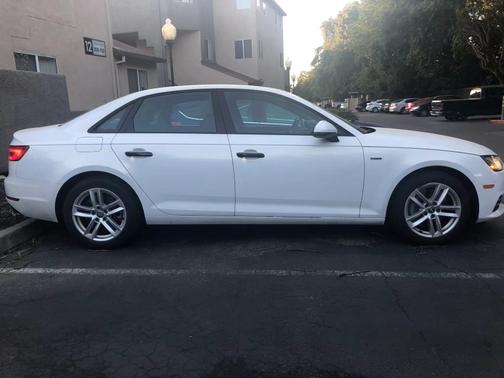 Photo 1 of 4 of 2017 Audi A4 2.0T Premium