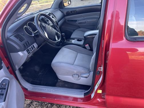 2012 Toyota Tacoma Base