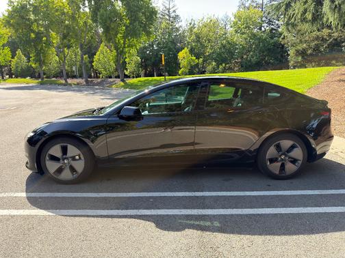 Black 2021 Tesla Model 3 Long Range