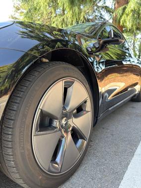 Black 2021 Tesla Model 3 Long Range