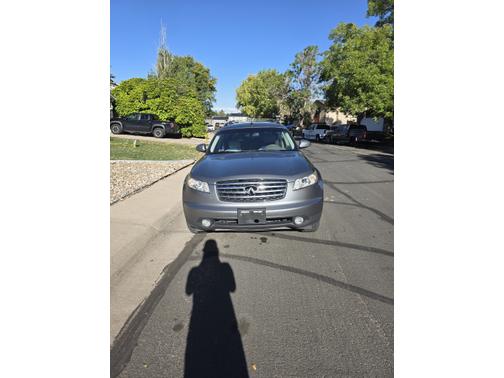 2004 INFINITI FX35 Base