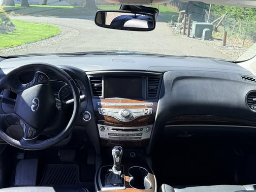 2018 INFINITI QX60 Base