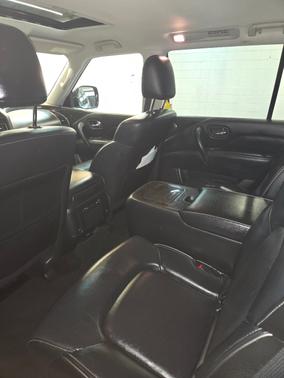 2022 INFINITI QX80 LUXE