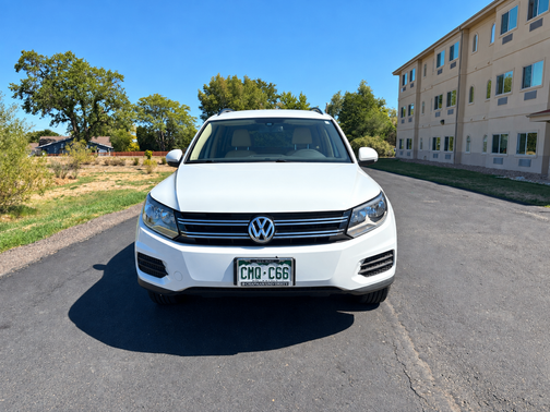 White 2017 Volkswagen Tiguan 2.0T S