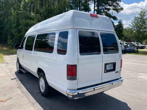 White 2013 Ford E250 Cargo