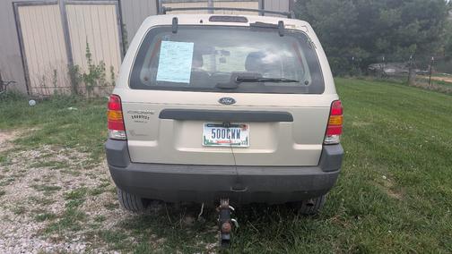 Gold 2003 Ford Escape XLS