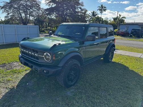 2024 Ford Bronco Black Diamond
