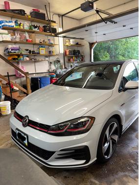2018 Volkswagen Golf GTI 2.0T SE 4-Door