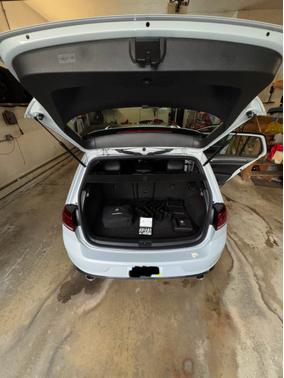 2018 Volkswagen Golf GTI 2.0T SE 4-Door