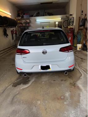 2018 Volkswagen Golf GTI 2.0T SE 4-Door