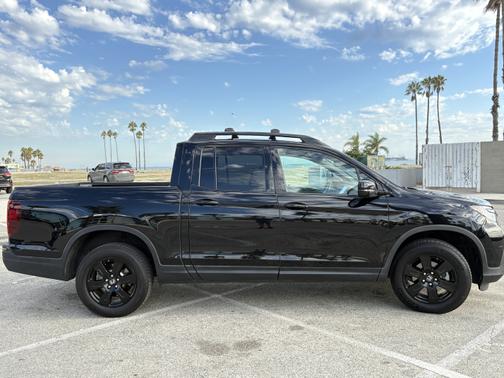 2017 Honda Ridgeline Black Edition
