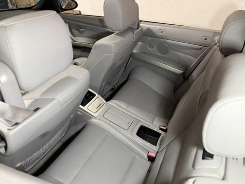 Blue 2007 BMW 328 i
