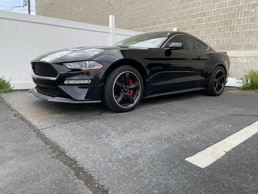 Black 2019 Ford Mustang Bullitt