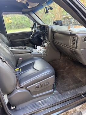 Black 2005 Chevrolet Silverado 3500 LT Crew Cab