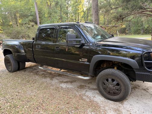 Black 2005 Chevrolet Silverado 3500 LT Crew Cab