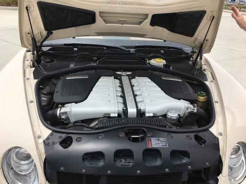 Beige 2008 Bentley Continental GTC Base