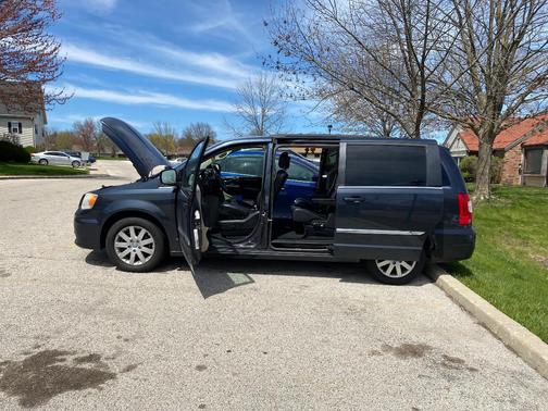 Blue 2013 Chrysler Town & Country Touring