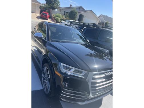 Photo 1 of 26 of 2018 Audi SQ5 3.0T Premium Plus
