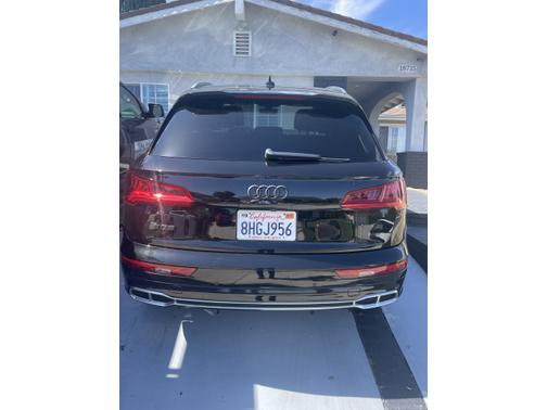 Photo 2 of 26 of 2018 Audi SQ5 3.0T Premium Plus
