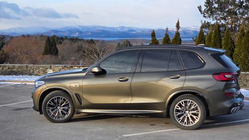 2022 BMW X5 PHEV xDrive45e