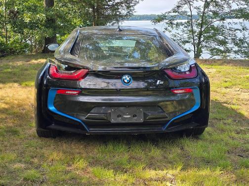 Black 2014 BMW i8 Base
