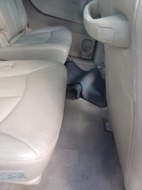 Gold 2005 Mazda MPV ES