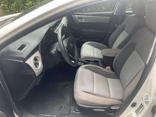 White 2018 Toyota Corolla LE