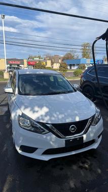 White 2018 Nissan Sentra SV