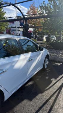 White 2018 Nissan Sentra SV