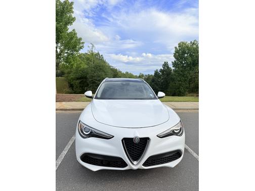 2020 Alfa Romeo Stelvio Base