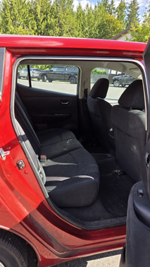 Red 2015 Nissan Leaf S