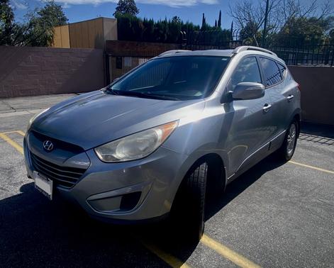 Silver 2012 Hyundai TUCSON GLS