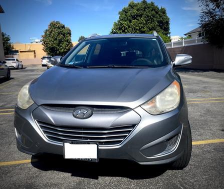 Silver 2012 Hyundai TUCSON GLS