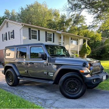 Gray 2019 Jeep Wrangler Unlimited Sport S