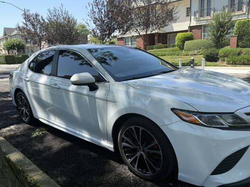 2019 Toyota Camry SE