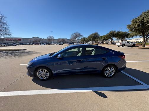 2020 Hyundai ELANTRA SEL