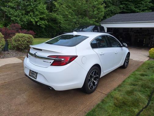 White 2017 Buick Regal Turbo Sport Touring