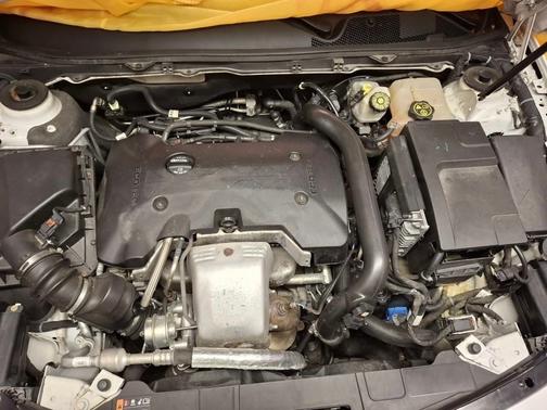 White 2017 Buick Regal Turbo Sport Touring