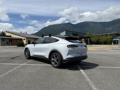 2023 Ford Mustang Mach-E Select