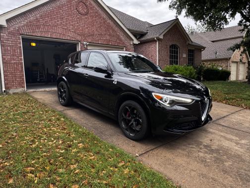 2018 Alfa Romeo Stelvio Quadrifoglio