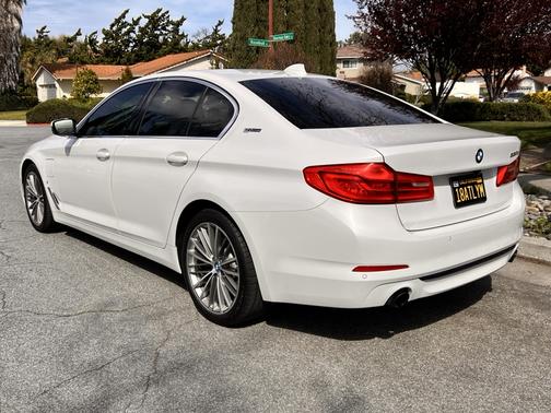 2019 BMW 530e iPerformance