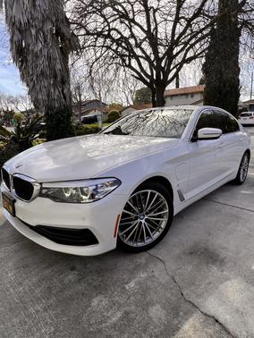 2019 BMW 530e iPerformance