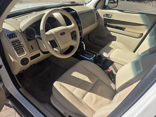 2011 Ford Escape Limited