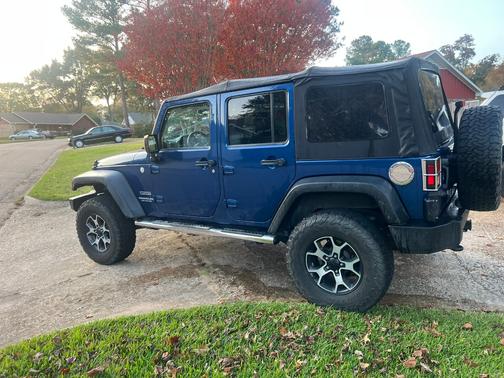 2010 Jeep Wrangler Unlimited Sport