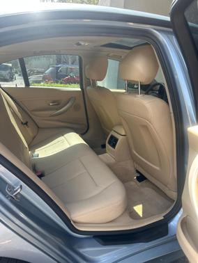 Blue 2015 BMW 320 i