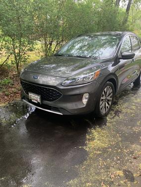 2020 Ford Escape Titanium Hybrid