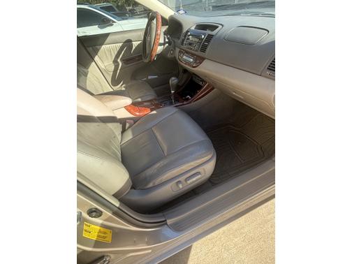 2004 Toyota Camry XLE