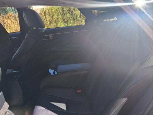 2018 Toyota Mirai Base