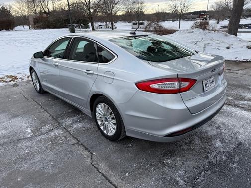 2013 Ford Fusion Hybrid SE Hybrid
